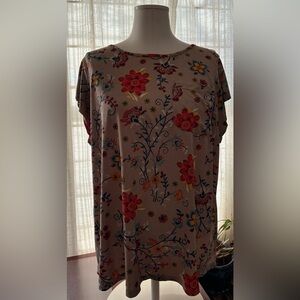 Meraki Cap Sleeve Floral Shirt Top Woth Pocket
Size 1X